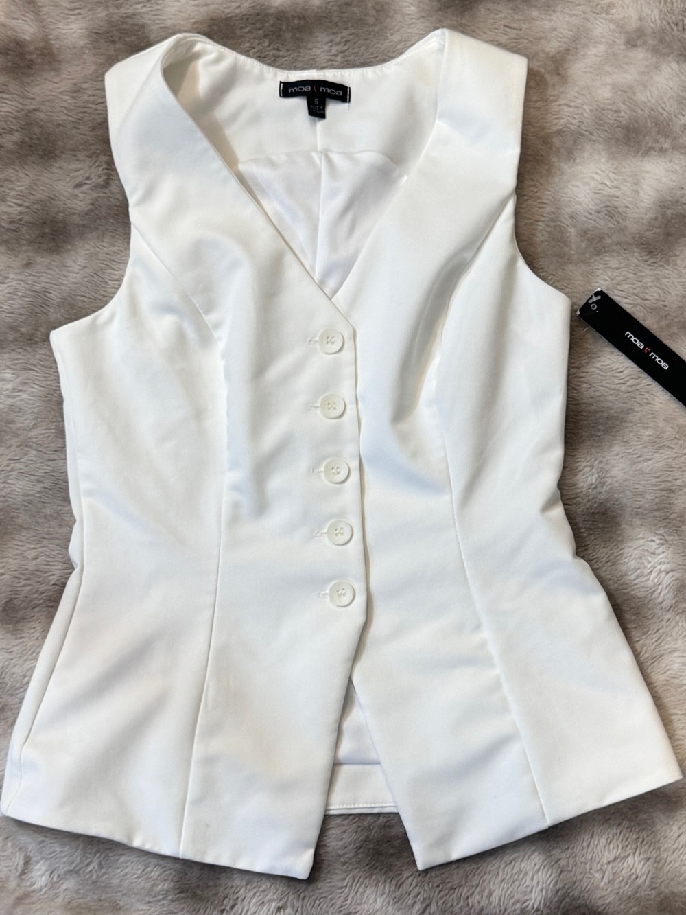 NWT White Button-up Sleeveless Vest
